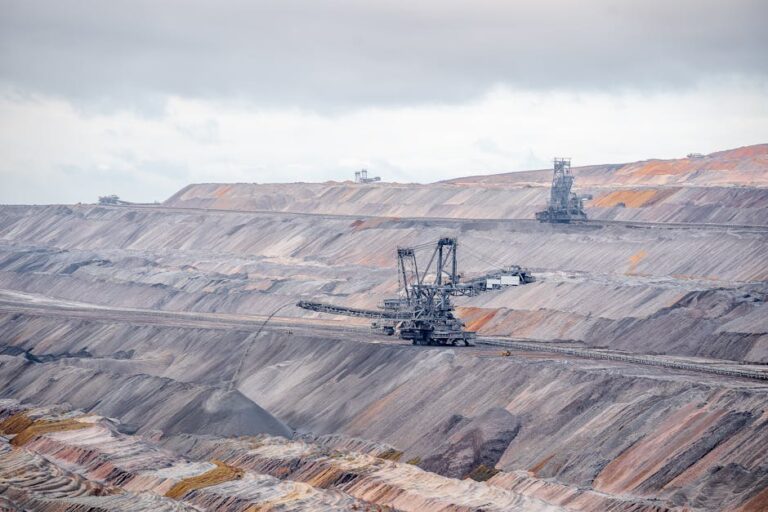 Anglo American Exits Coking Coal: $3.88bn Dhilmar Deal Clears Path to Teck Merger