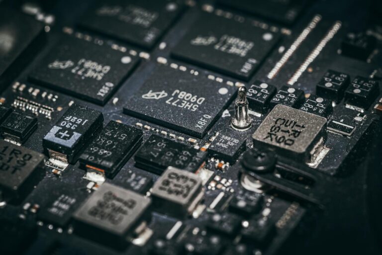 Brussels Tables Tech Sovereignty Package Next Week: Cloud, AI, Chips Act 2