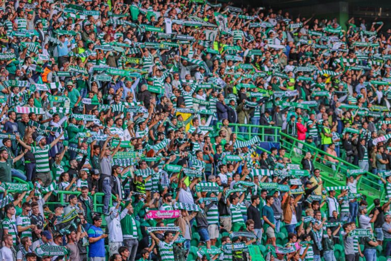 World Cup fever grips Mexico City as fans flood stadium