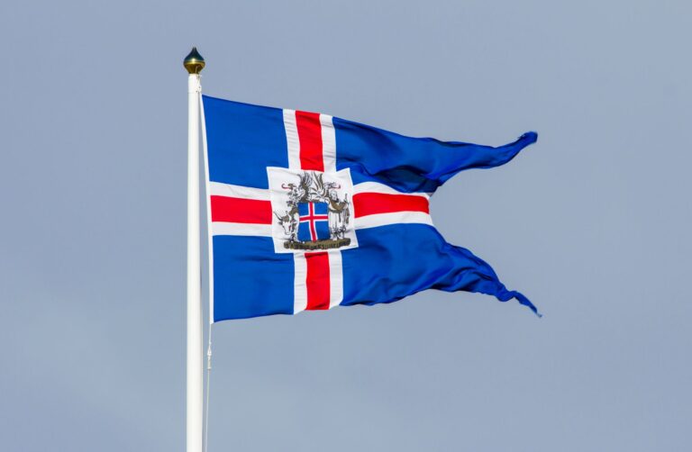 Iceland’s EU membership would undermine democracy, warn critics