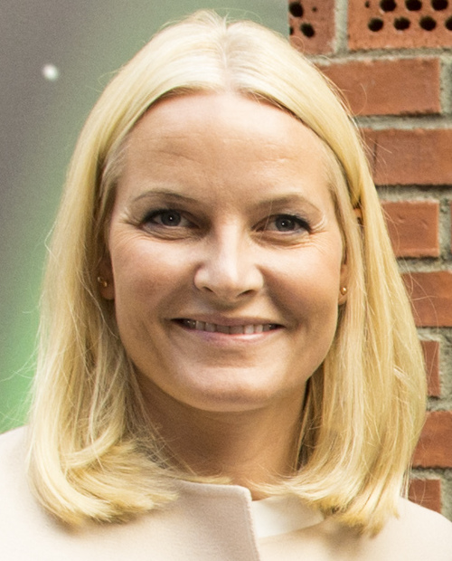 Norwegian Crown Princess Mette-Marit awaits lung transplant as health deteriorates