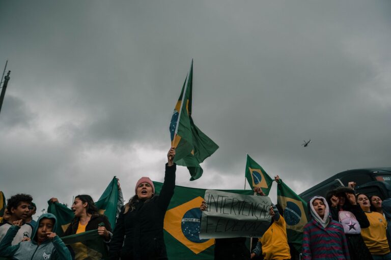 Flávio Bolsonaro to challenge Lula after securing party nomination