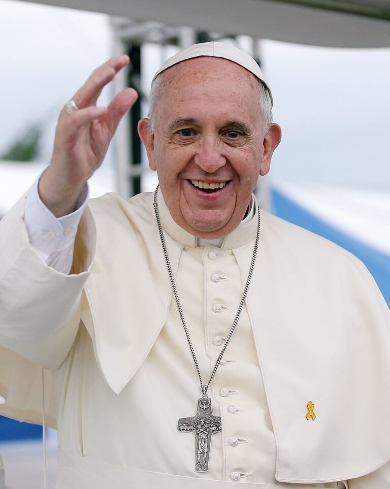 Pope Francis urges Europe to act on migration crisis in Lampedusa visit