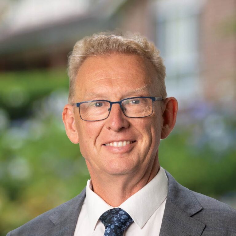 Mark Parton admits texting ‘my job is boring’ during meeting