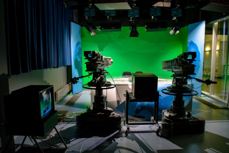 Morning news bulletin: Top stories from Europe and beyond, July 12