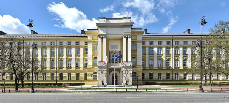 Poland detains man suspected of plotting PM Tusk assassination